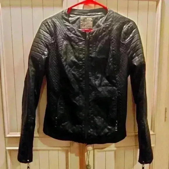 Vintage Custom "BRIDE" Leather Jacket - Picture 5 of 12